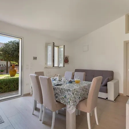 Holiday home In Salento Sole By Barbarhouse